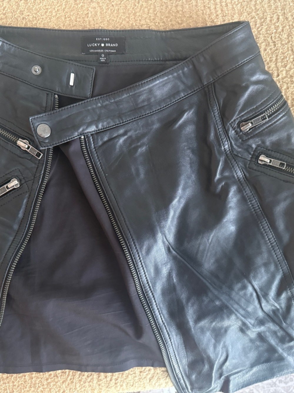 Lucky Brand Lamb leather black Mini Skirt with Zip Pocket Accents